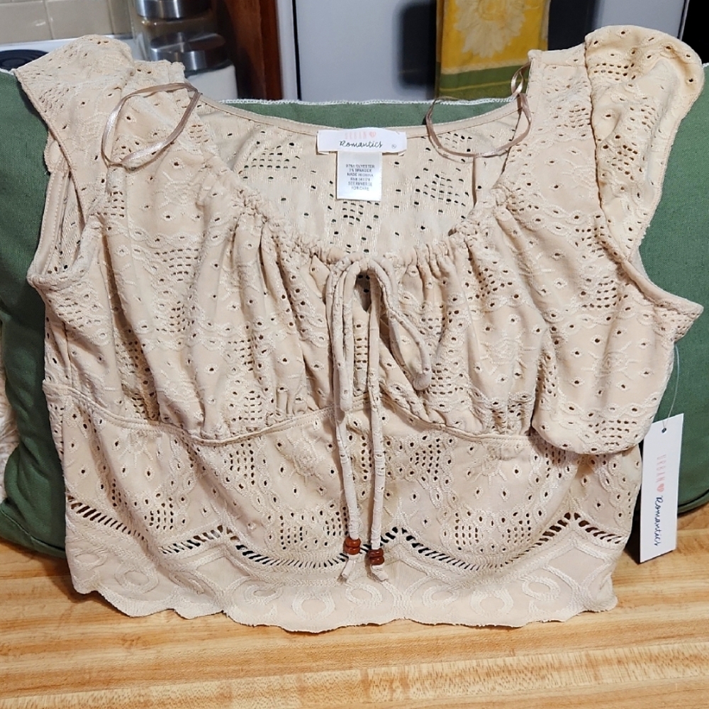 URBAN romantics Lace Top